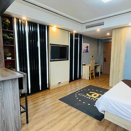 G.C Royal Hotel 阿克拉 外观 照片