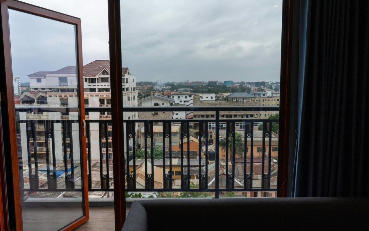 G.C Royal Hotel 阿克拉 外观 照片